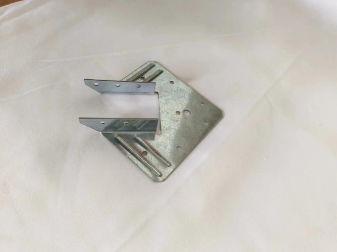 राफ्टर्स के लिए तूफान के बंधन भारी शुल्क जस्ती जार हैंगर लकड़ी के जारों के लिए तूफान के पट्टियाँ लकड़ी के ढांचे 3