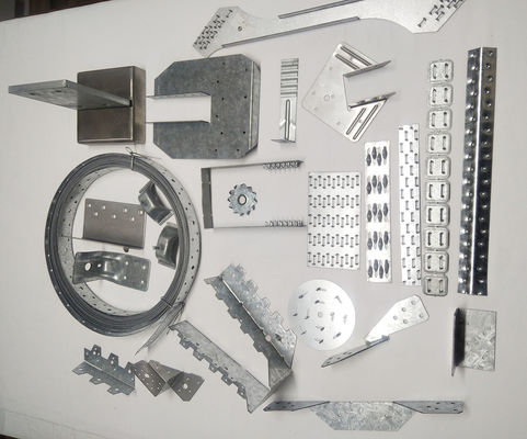 H2.5A दाएं टाई 18 गेज गैल्वेनाइज्ड भारी ड्यूटी तूफान स्ट्रैप और राफ्टर्स लकड़ी के लिए टाई